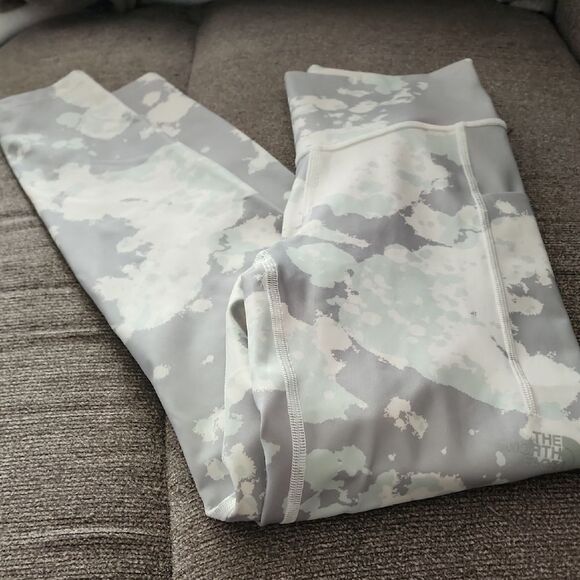 The North Face White and Gray Patterned Leggings Full Length Small - Picture 1 of 6